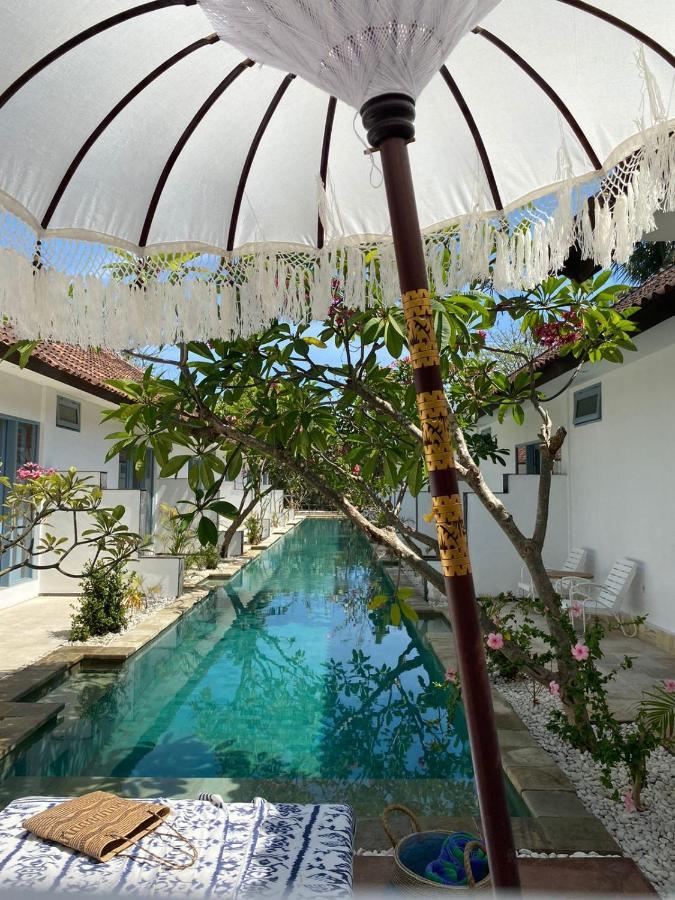 Kubuwatu Boutique Accommodation Gili Trawangan Exteriör bild