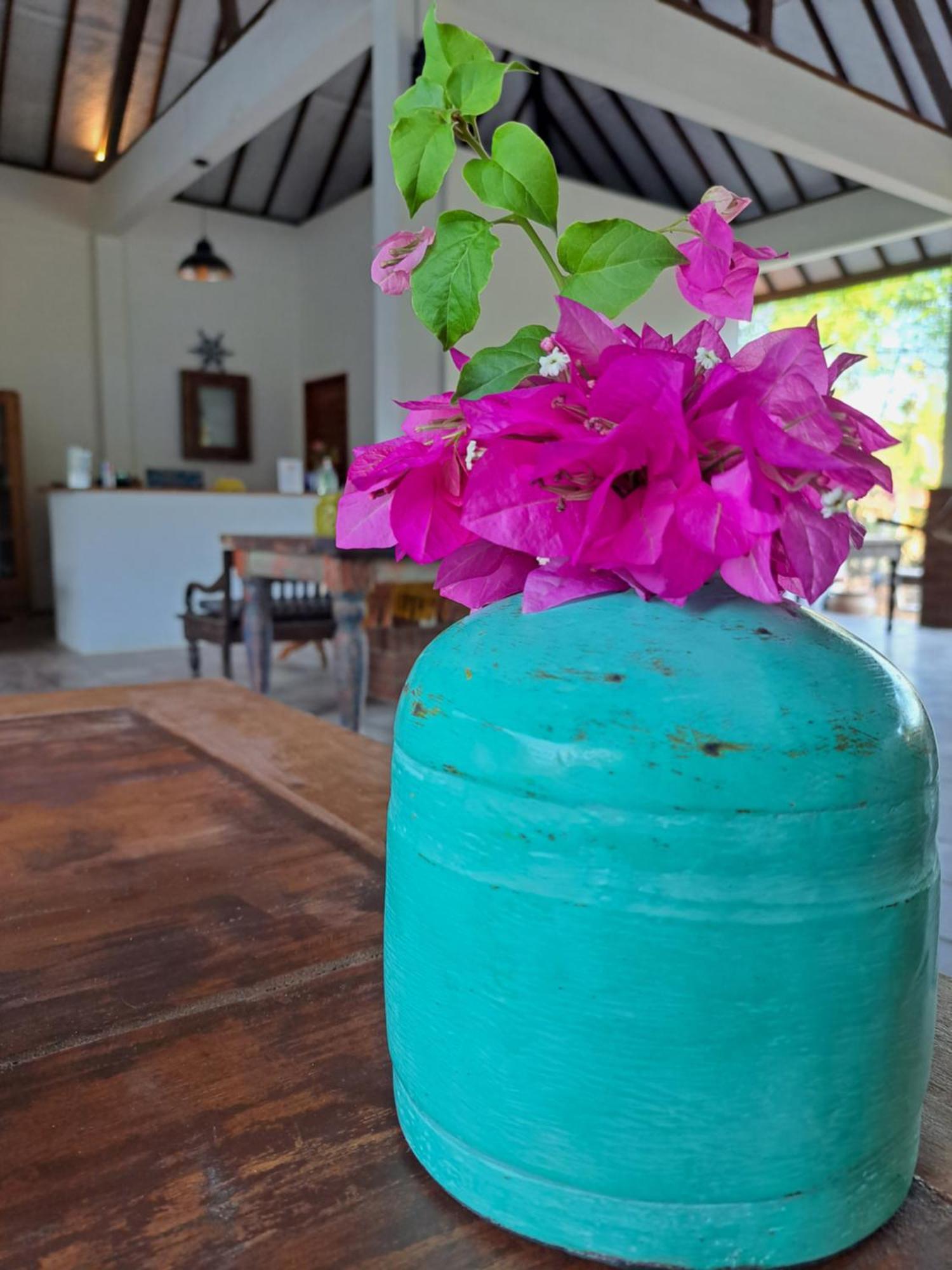Kubuwatu Boutique Accommodation Gili Trawangan Exteriör bild